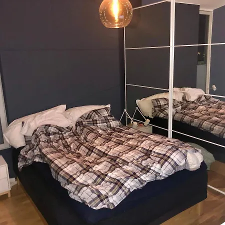 شقة Spacious Townhouse With Free Parking, Perfect For Families Or Couples *