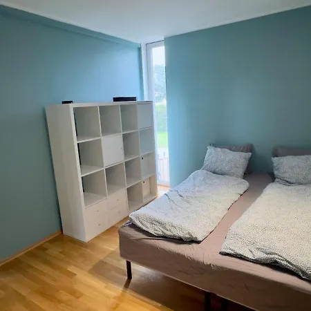 شقة Spacious Townhouse With Free Parking, Perfect For Families Or Couples فردريكسْتاد